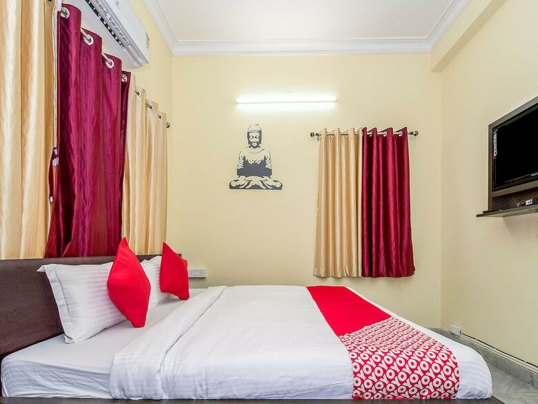 Oyo 12960 Hotel Adrija