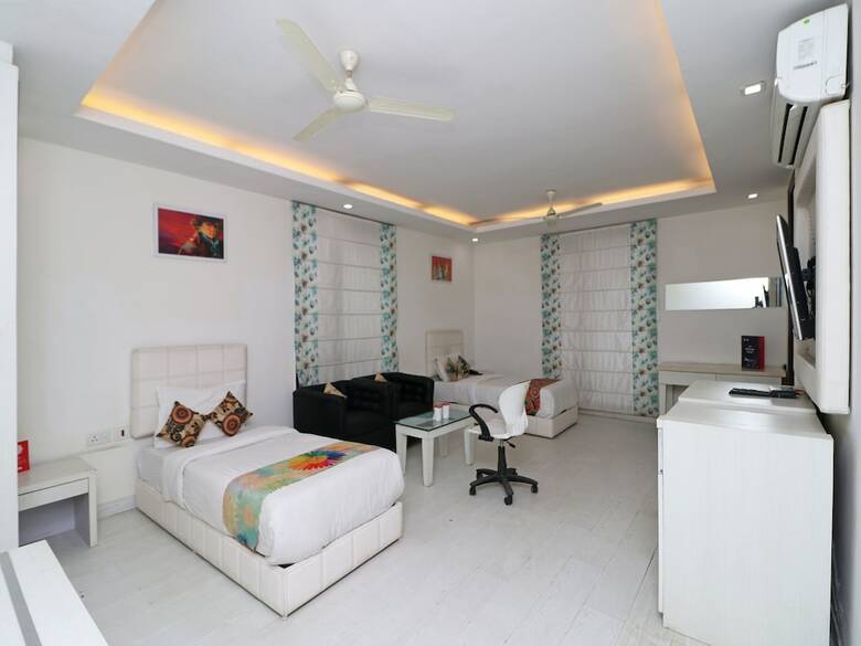 Hotel Oyo 12346 Siris Inn