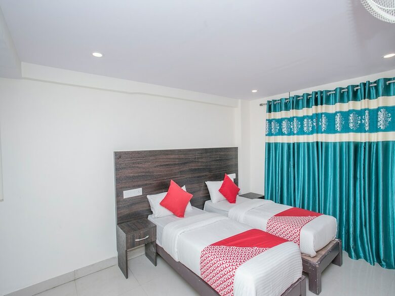 Hotel Oyo 13594 Mathrushree Residency