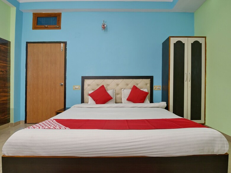 Oyo 4409 Hotel Chaitanya Inn