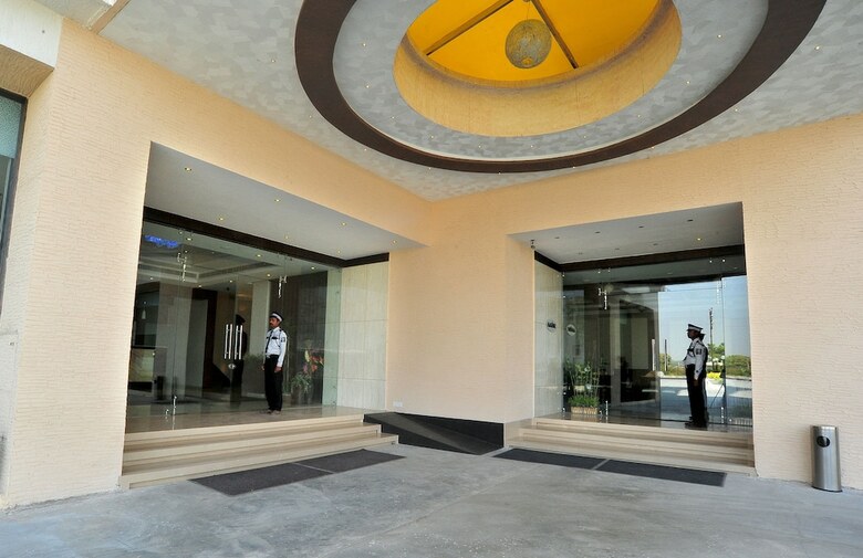 Le Tokyo Hotel Sanand