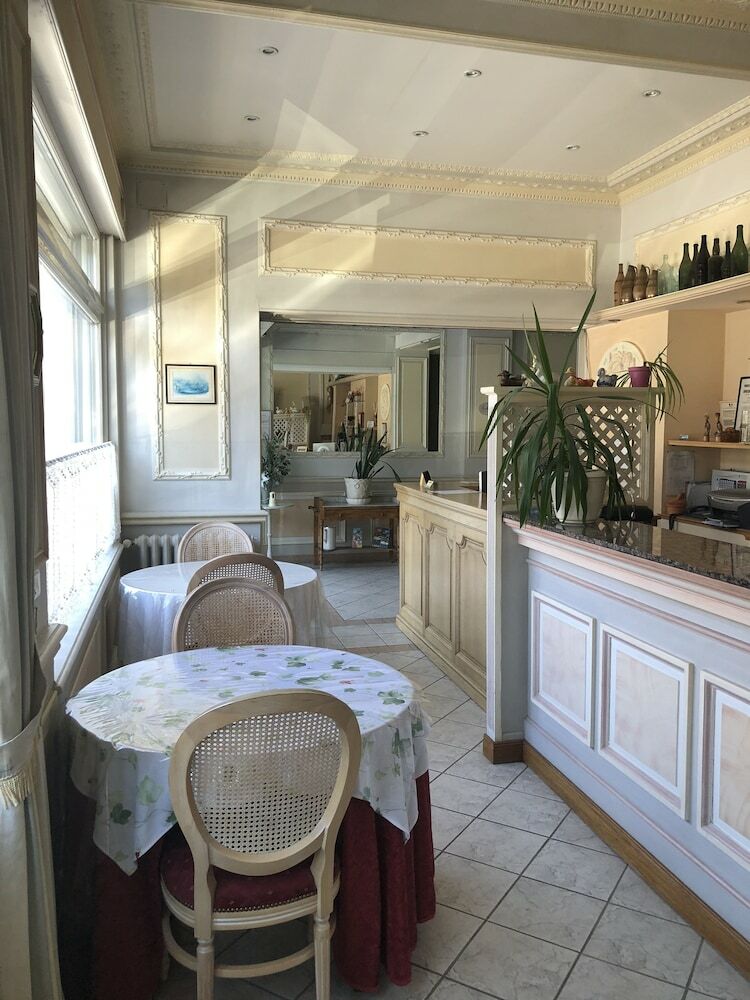 Hotel De France