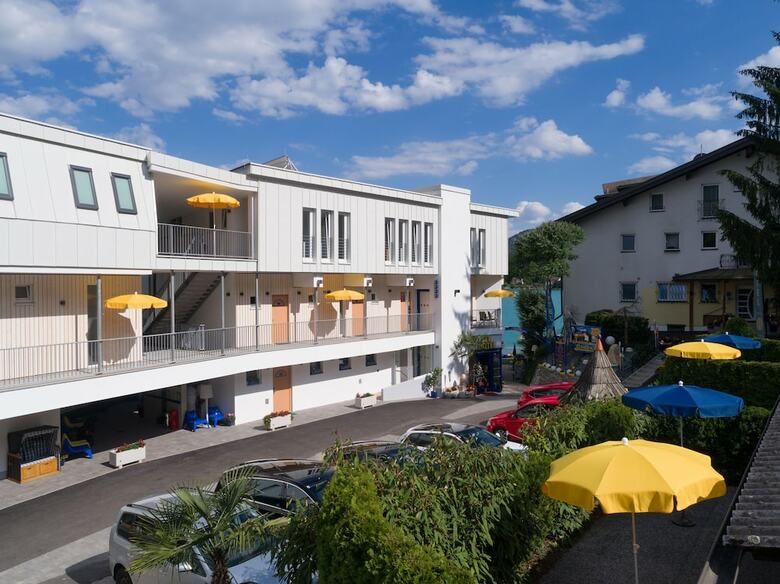 Hotel Barry Memle Lake Side Resort