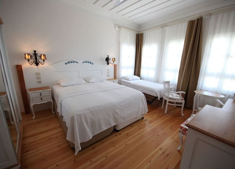Hotel La Krasi Otel