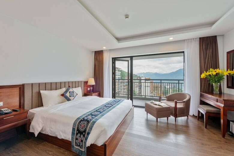 Bamboo Sapa Hotel