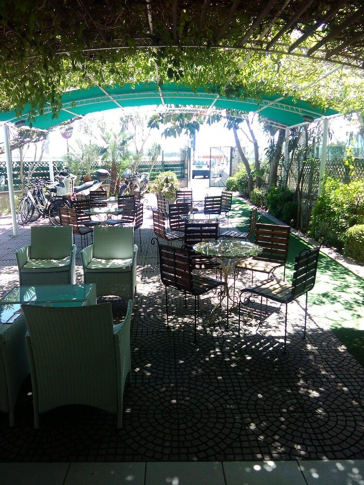 Hotel Vela Velo Club