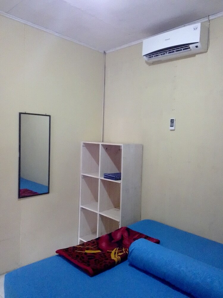 Hotel Simeulue Surf Guest House