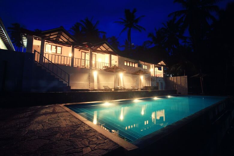 Hotel Coco Tangalla