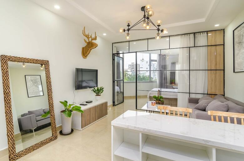 Place In Saigon Apartment