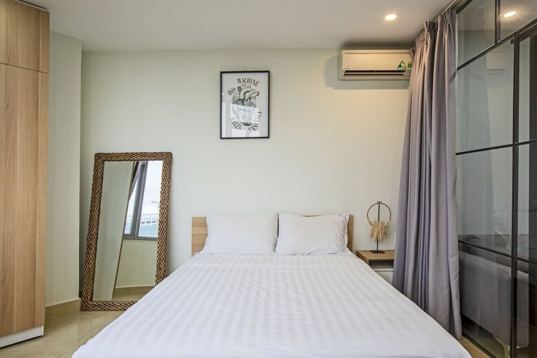 Place In Saigon Apartment