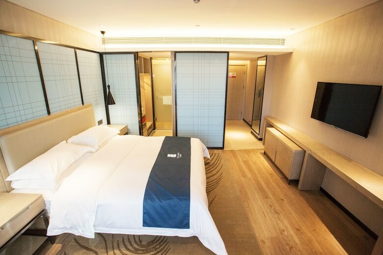 Echarm Hotel Qingyuan Stadium Branch
