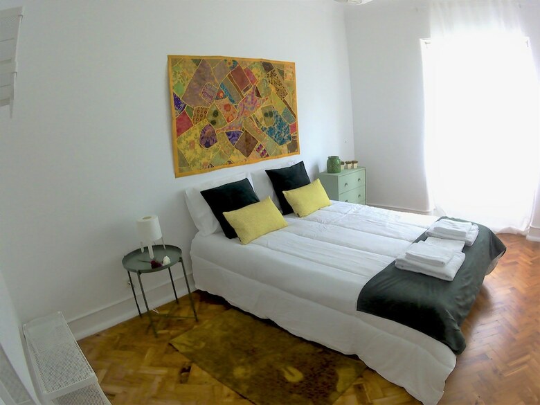 Hotel Good Time Airport In Lisbon