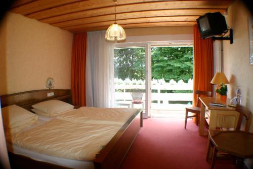 Hostal Hotel La Provence Garni