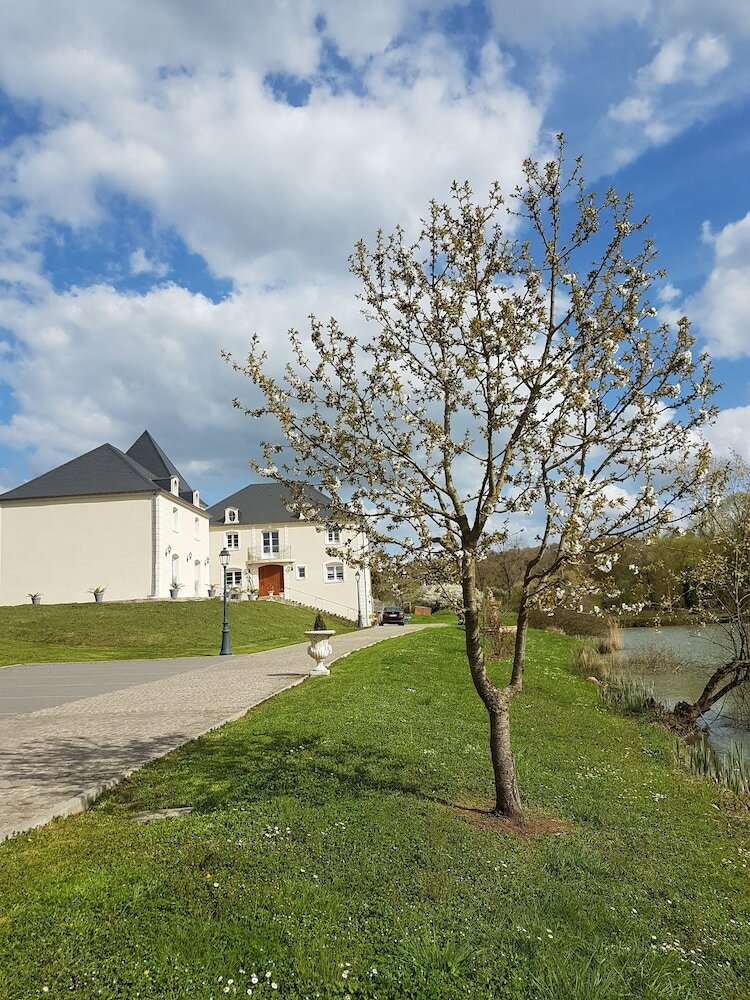 Hotel Domaine De Lardoisiere