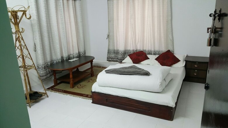 Bed & Breakfast Bnb Royal Tourist House