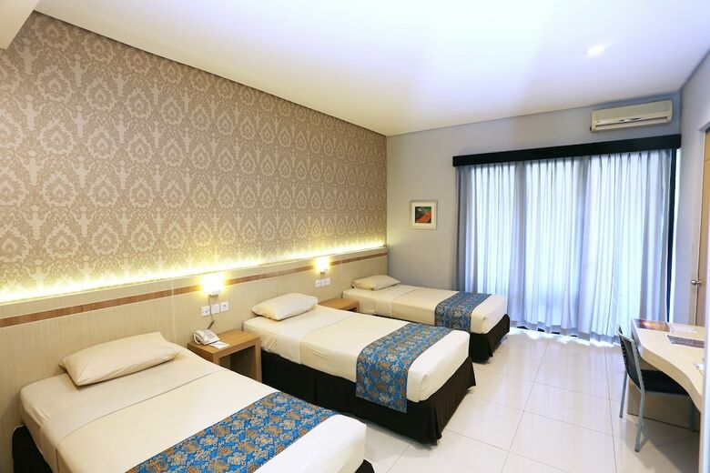 Hotel Tanjung Kodok Beach Resort