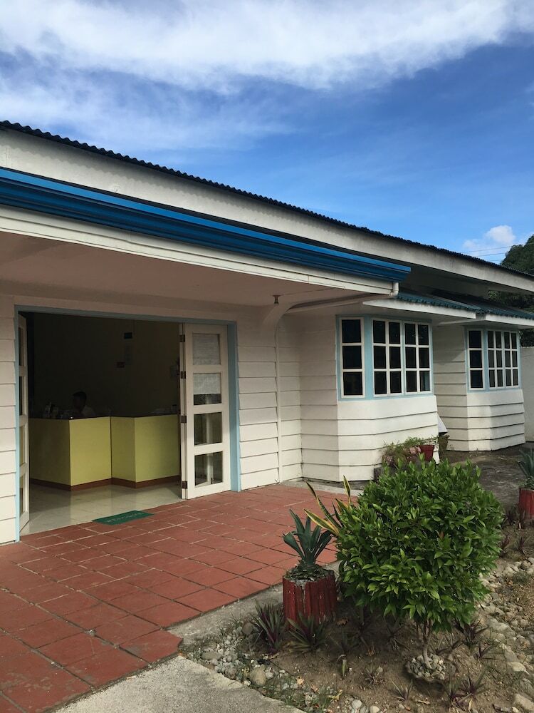 Hostal La Fusion Garden Resort - Hostel