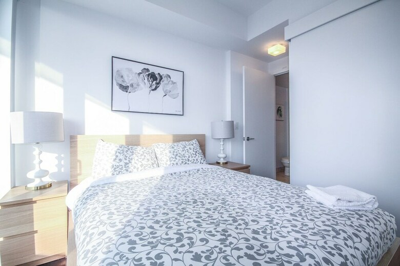 Sarkar Suites - Entertainment District