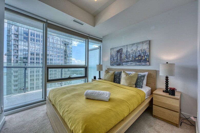 Sarkar Suites - Entertainment District