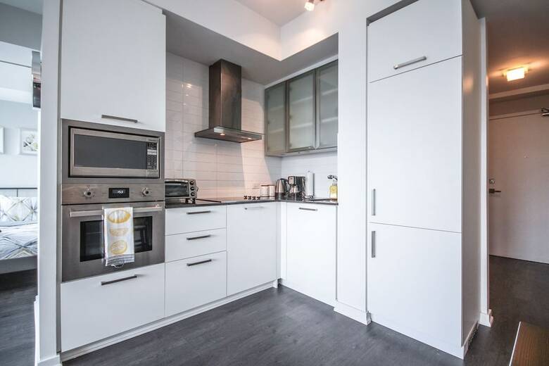 Sarkar Suites - Entertainment District
