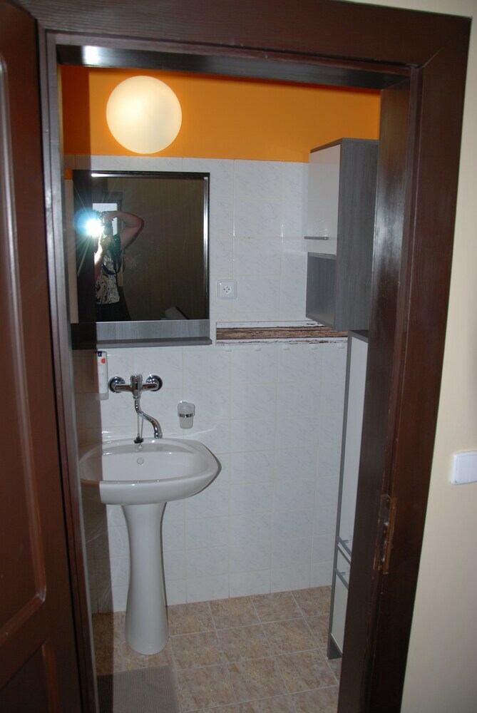 Hostal Hotel Chur�?ov