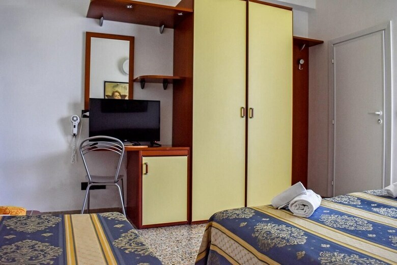 Hotel Dear