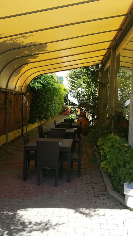 Illi Hotel