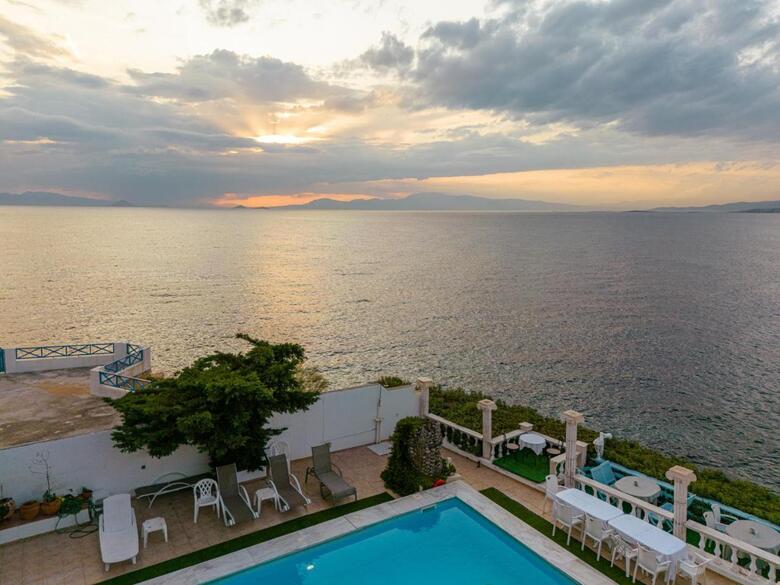 Hotel Mistral Apartments Aegina