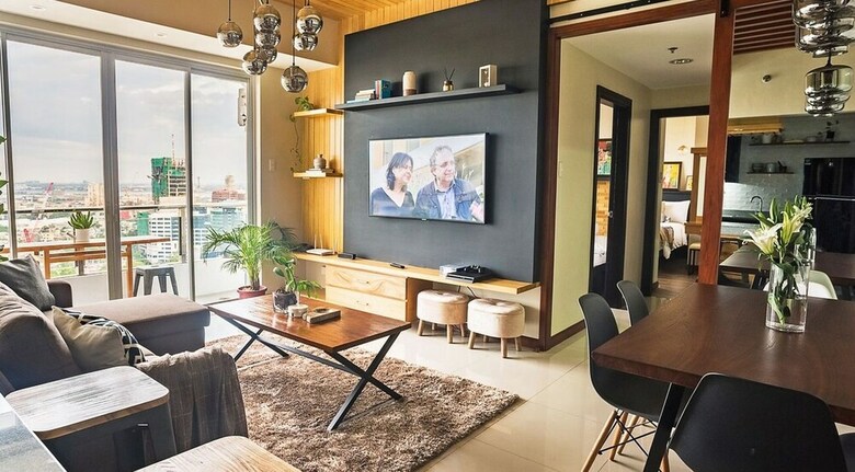 Padgett Place - Deluxe Suites