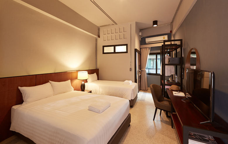 Hotel W22 By Burasari