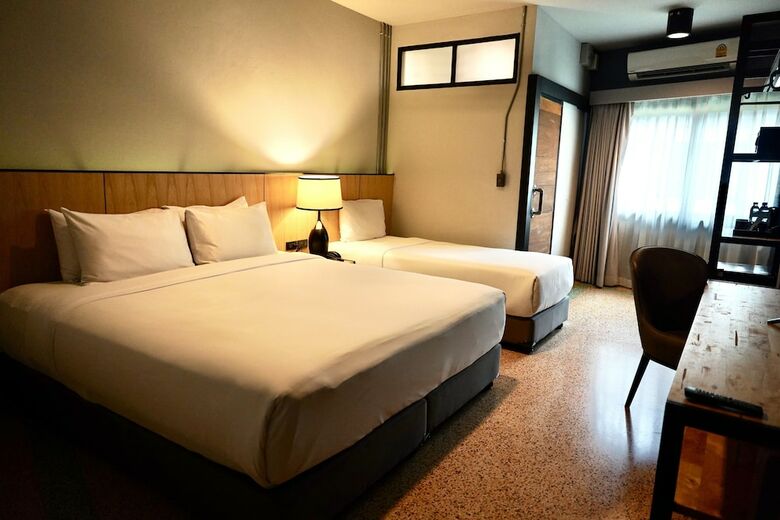 Hotel W22 By Burasari
