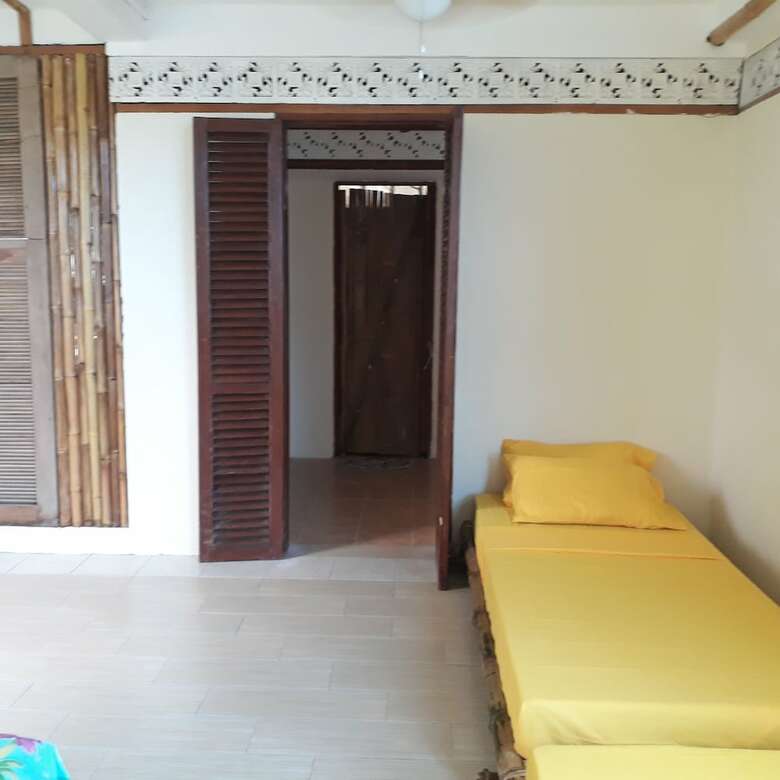 Bahay Isla Sanctuario