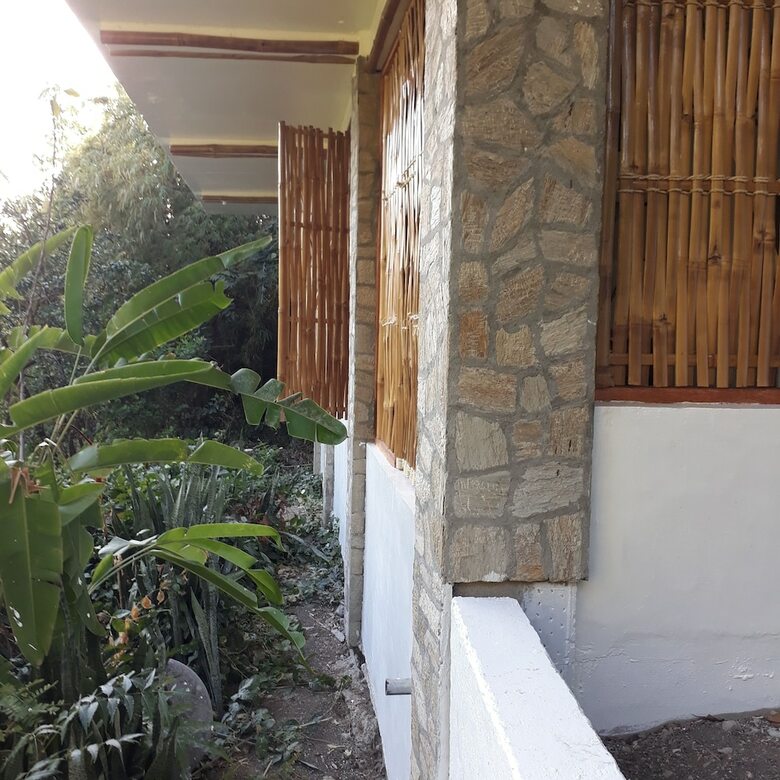Bahay Isla Sanctuario