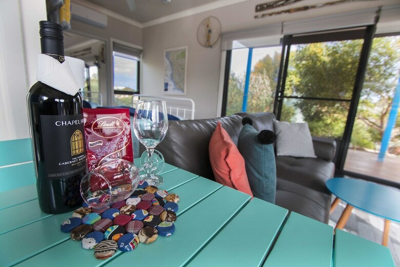 Coorong Cabins - Wren Cabin
