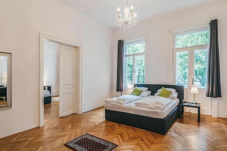 Duschel Apartments Imperial Living