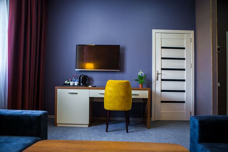 Hotel Square Inn