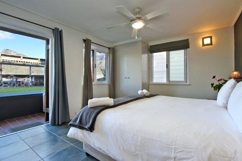 Bed & Breakfast Bergzicht Guesthouse