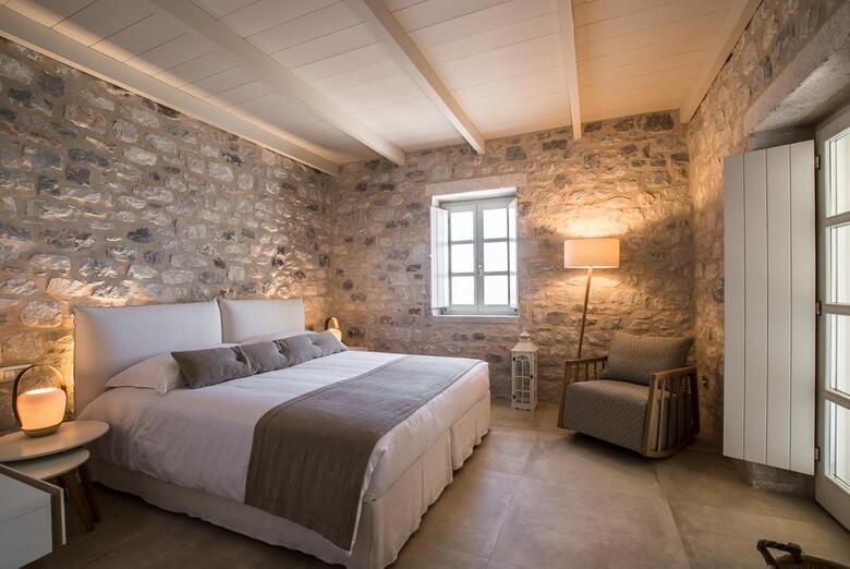 Hotel Bassa Maina Villas & Suites