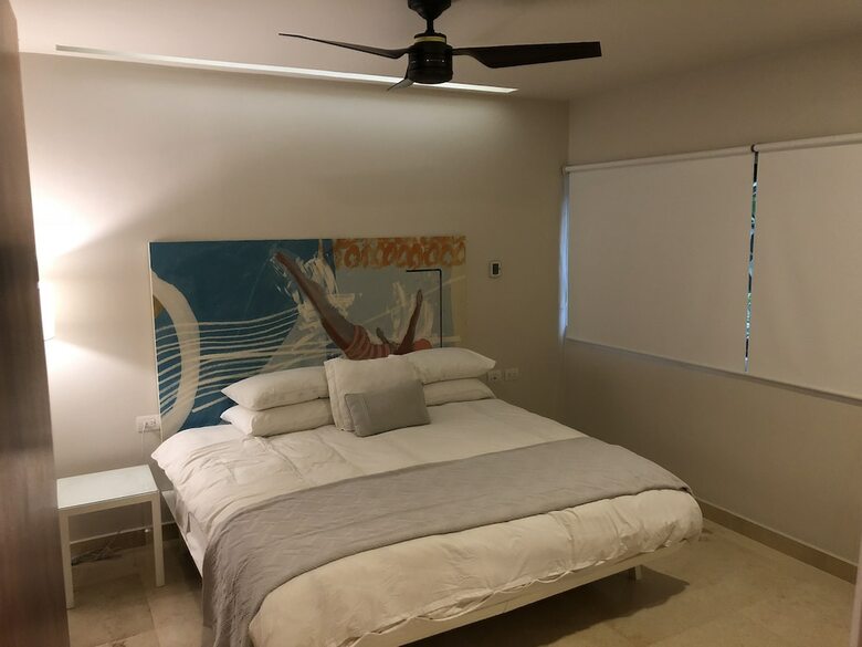 Terrazas Apartments Near 5th Ave & Beach