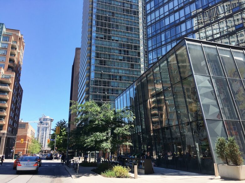 Altitude Suites Bay Street By Teristo Group