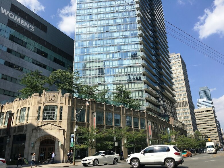 Altitude Suites Bay Street By Teristo Group