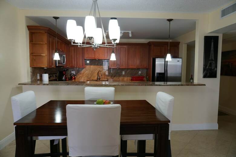 Hotel Collins Avenue Apartment