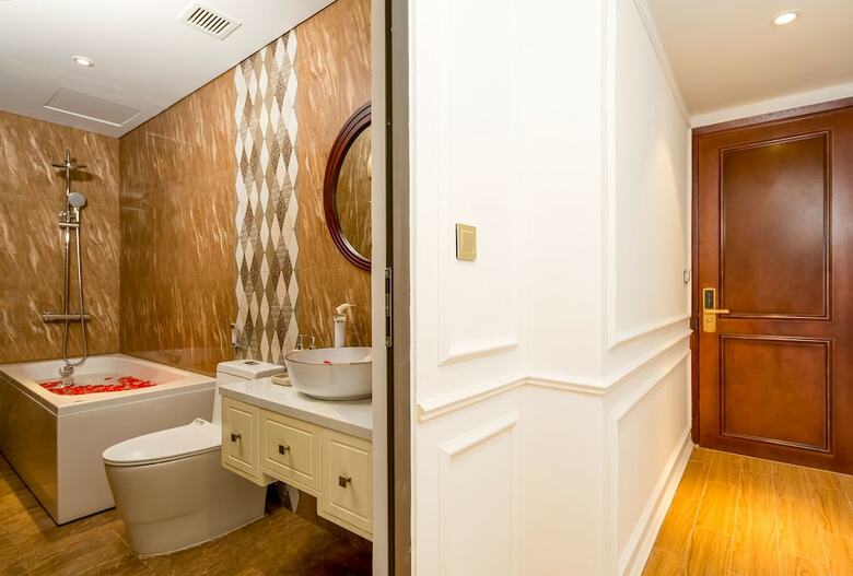 Ruby Light Hotel Danang