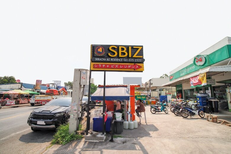 Apartamentos Sriracha Biz Residence