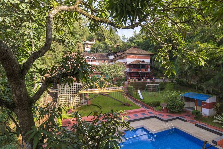 Hotel Upavan Resort
