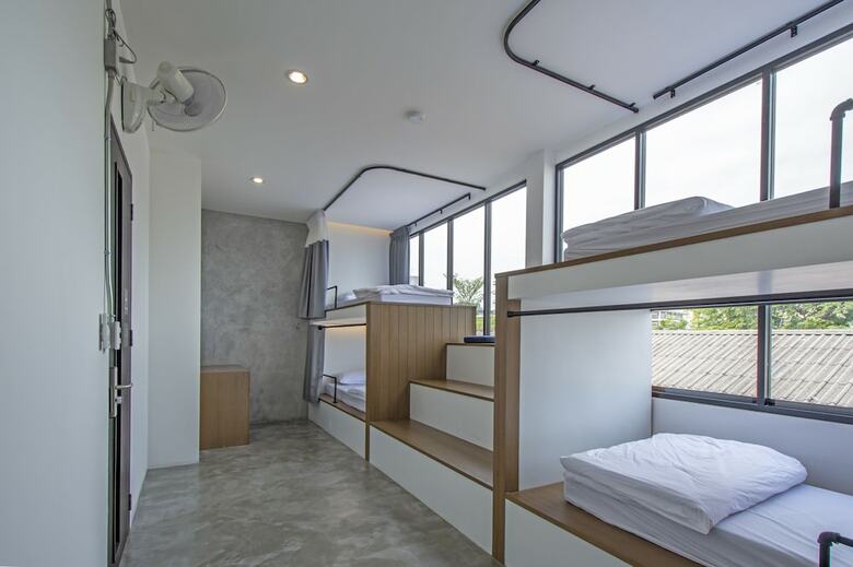 Hostal Lost Inn Bkk