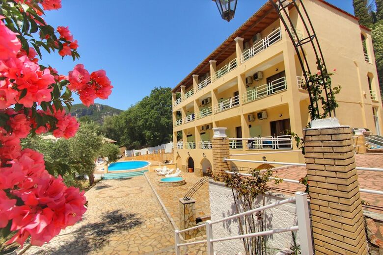 Apartamentos Avra Sunset Sea View Liapades