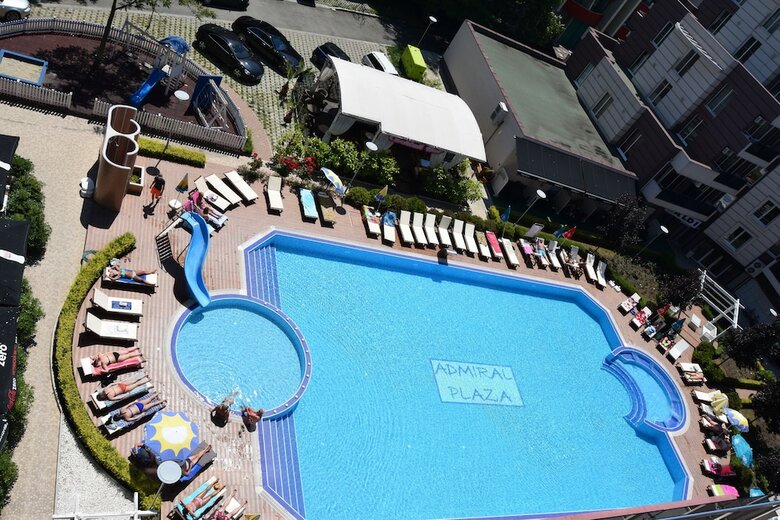 Aparthotel Admiral Plaza Apartments