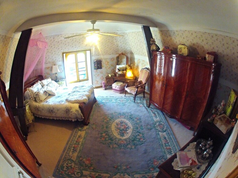 Chateau Le Mur