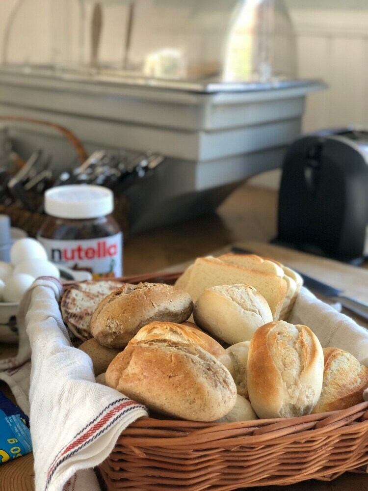 Bed & Breakfast Runsten S�ng & Frukost